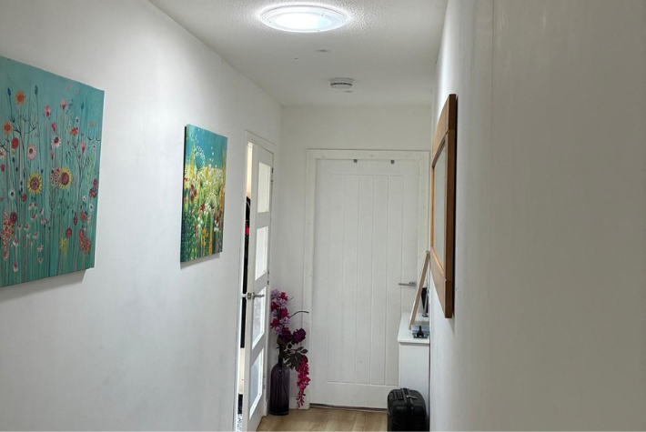 Will a solatube daylight tunnel brighten up a hallway in Fife Scotland
